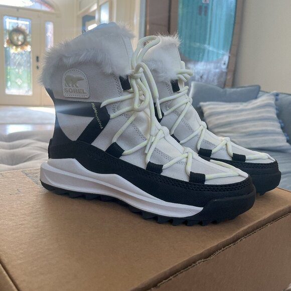 NWT SOREL ONA™ RMX Glacy Plus Women's Waterproof Boot - Picture 1 of 5